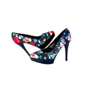 X Appeal Multicolor Floral Platform Pumps - Size 7.5